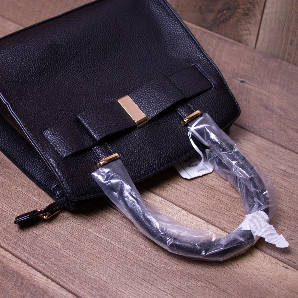 Bow Crossbody Bag